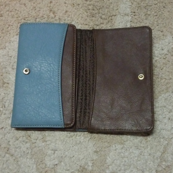 Relic Wallet - Picture 4 of 5